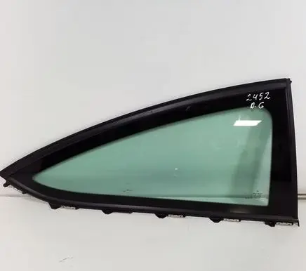 Mercedes-Benz C W204 Rear side window A2046707212