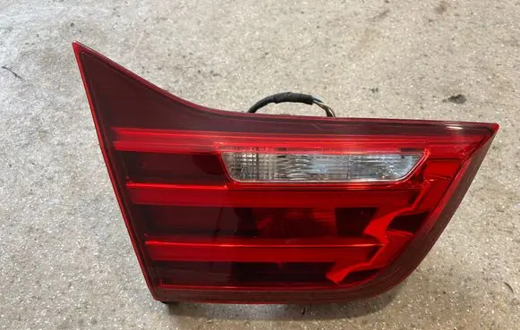 BMW 4 F32 F33 Tailgate rear/tail lights 7296101
