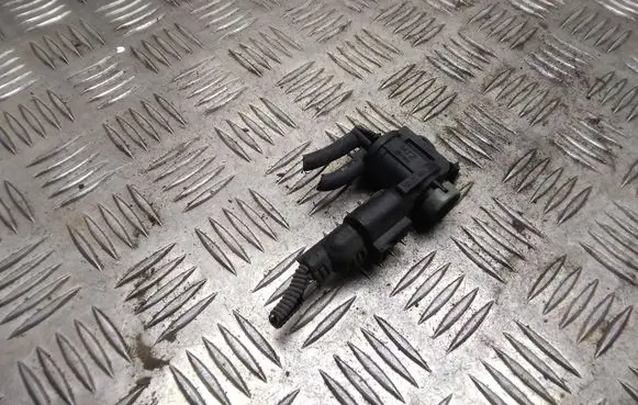 Volkswagen Sharan Turbo solenoid valve 1J0906283C