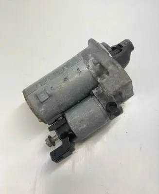 Citroen C4 Cactus Starter motor 4280008331 9671530880