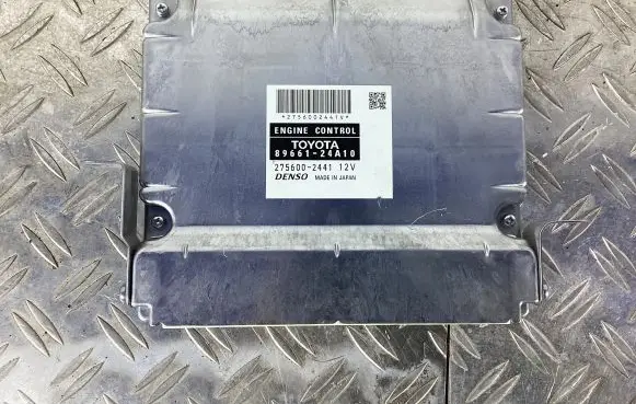 Lexus RC Engine control unit/module 8966124A10 2756002441