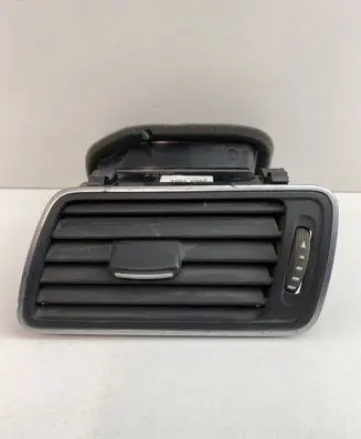 Volkswagen PASSAT B7 Dash center air vent grill 3AC810701A