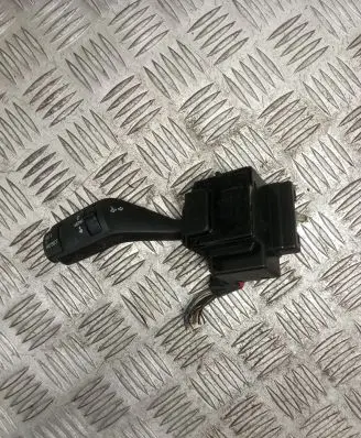 Ford Focus Indicator stalk 4M5T13335BD
