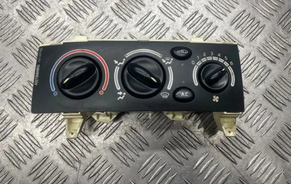 Renault Megane I Climate control unit 655739W 100840 A52AC