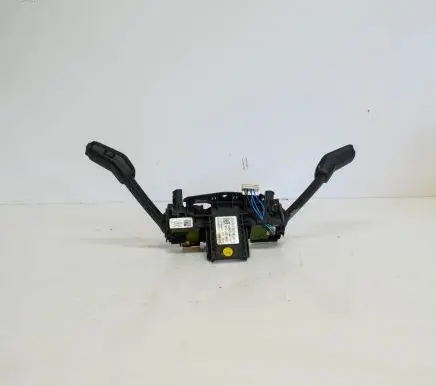 Volkswagen Golf VII Indicator stalk
