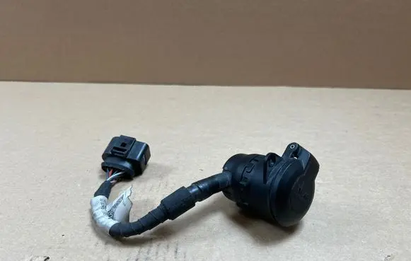 Porsche Taycan 9J1 Tow bar electric socket 9J0971124B 5N0945505A