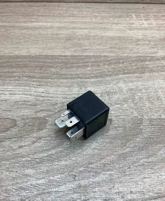 Volkswagen Caddy Other relay 3D0951253A V23134B59X418 433