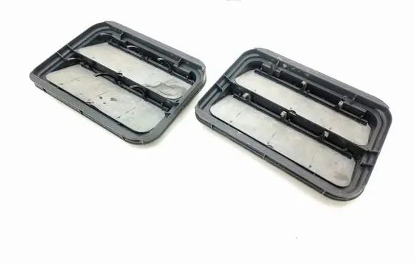 Renault Captur II Quarter panel pressure vent 7700838358