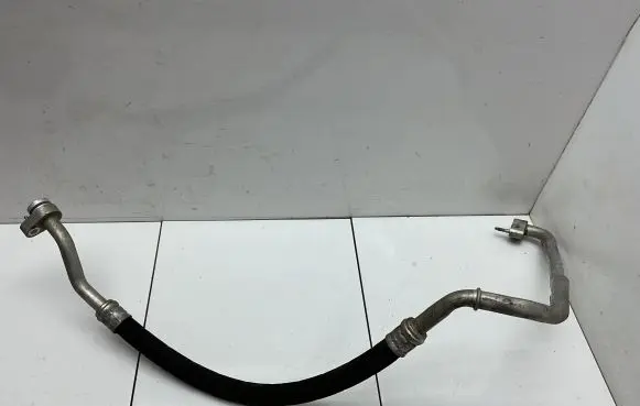 Volkswagen PASSAT B8 Air conditioning (A/C) pipe/hose 5Q0820743M
