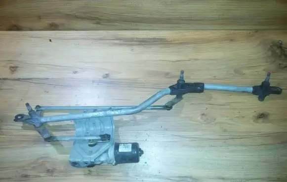 Renault Scenic II - Grand scenic II Front wiper linkage and motor