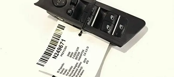 BMW 5 G30 G31 Electric window control switch 6832728