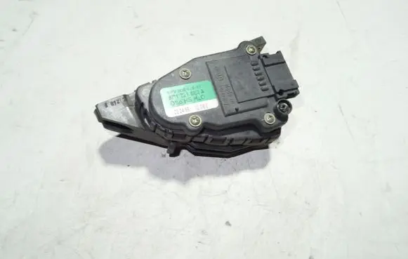 Audi A6 S6 C5 4B Accelerator throttle pedal 6PV00802607 8D1721523A