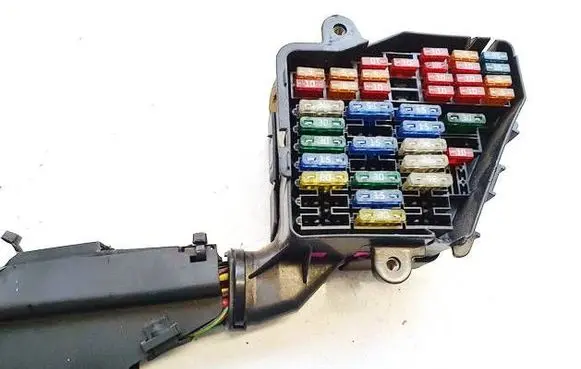 Audi A4 S4 B5 8D Fuse box set 8d1941824