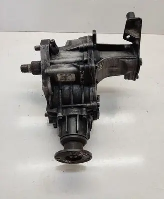 Hyundai Tucson JM Gearbox transfer box case 051001348