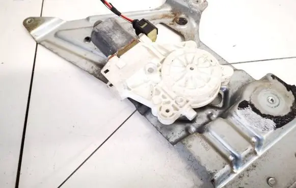 Front door window regulator motor
