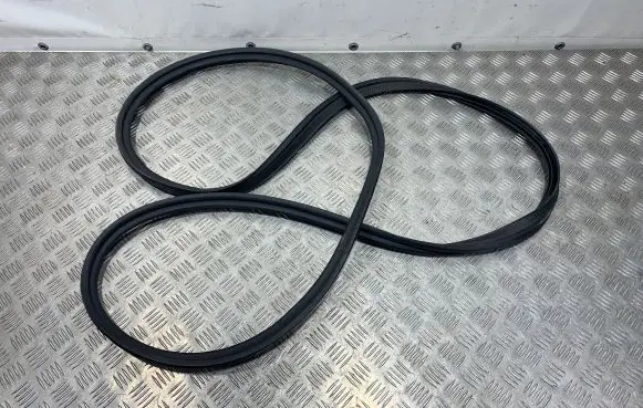 Subaru Outback (BT) Trunk rubber seal (body) 