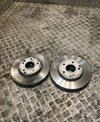 Mercedes-Benz C W203 Front brake disc 2034210312 A2034210312