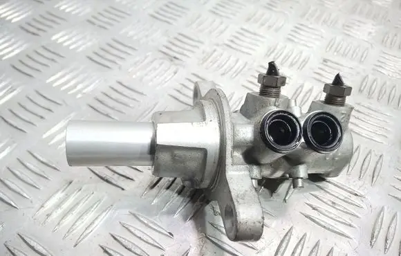 Peugeot 308 Master brake cylinder 0204254242