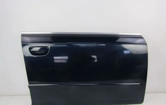 Audi A4 S4 B7 8E 8H Front door 