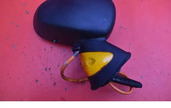 Renault Modus Front door electric wing mirror 0103022