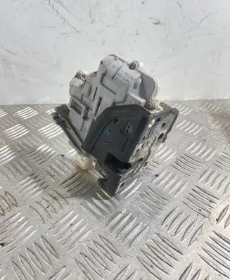 Audi A3 S3 8P Front door lock 4F1837016