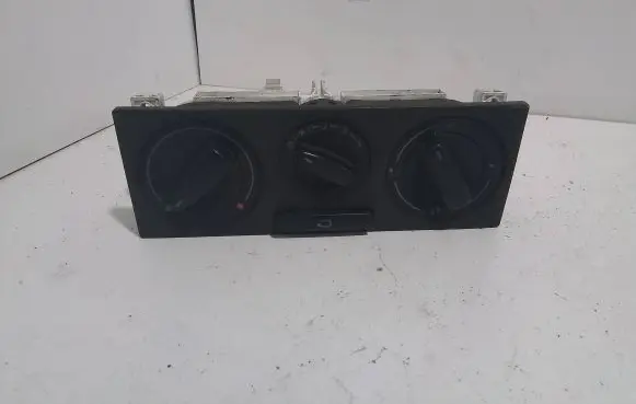 Volkswagen Golf IV Climate control unit 1J0819045F 657836A 901511200000