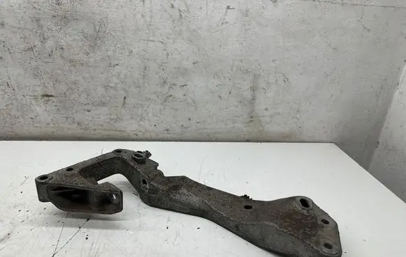 BMW 3 F30 F35 F31 Gearbox mounting bracket 6769281 21038310 685574B