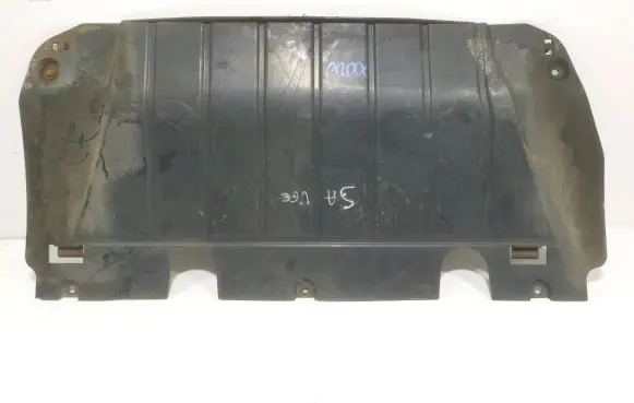 Renault Clio IV Engine splash shield/under tray 8200520829