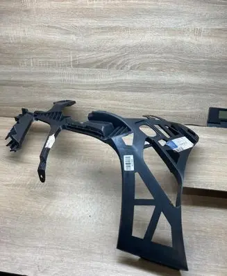 Mercedes-Benz E W212 Front bumper mounting bracket A2128852965