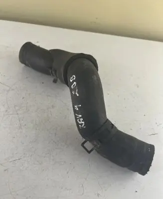 Toyota RAV 4 (XA20) Engine coolant pipe/hose