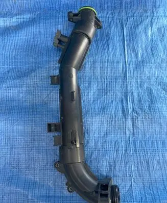 Renault Austral Air intake duct part 144602179R 223654795R