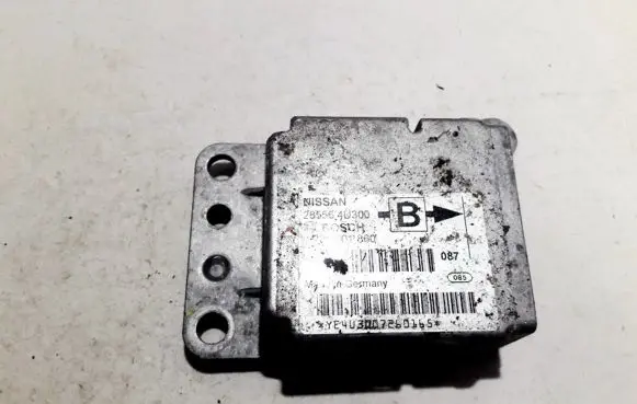 Nissan Almera Tino Airbag control unit/module 285564u300 0285001360