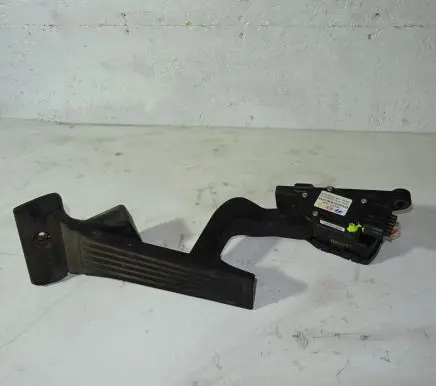 Hyundai ix35 Accelerator throttle pedal DH32727-2S000