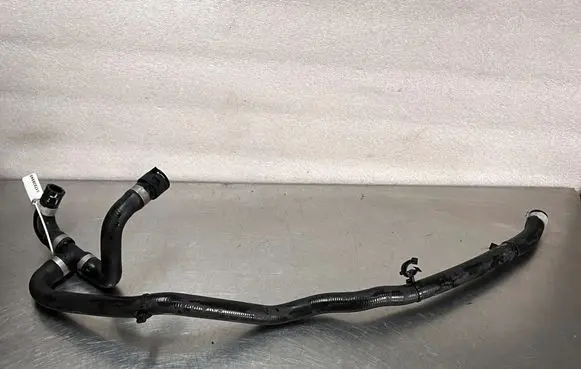 Renault Master IV Engine coolant pipe/hose