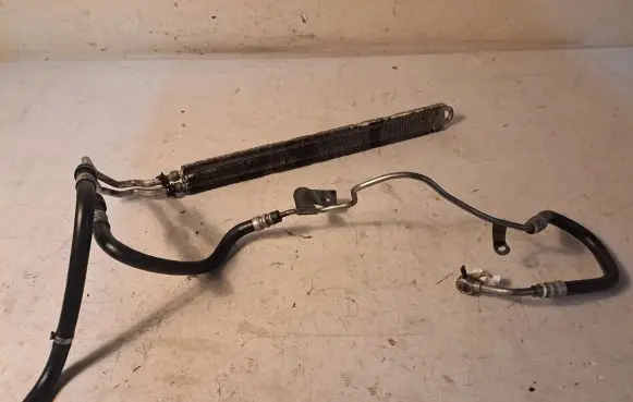 BMW 5 E60 E61 Power steering radiator 99533