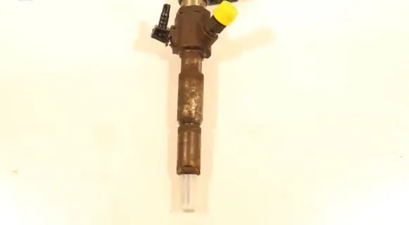 Ford Mondeo MK IV Fuel injector 4M5Q9F593AD