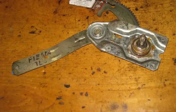Ford Fiesta Rear door window regulator with motor