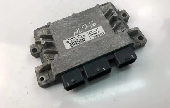 Renault Twingo I Engine control unit/module ECU 8200774747 S120200113A