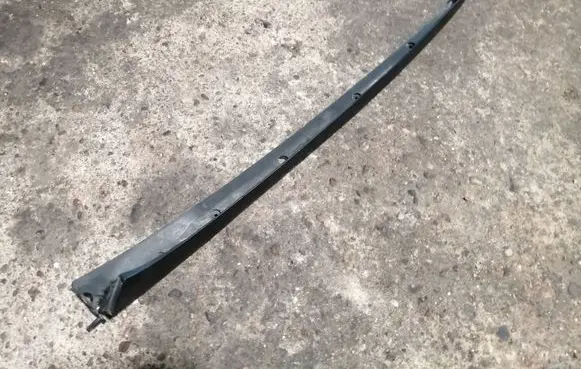 Windshield trim
