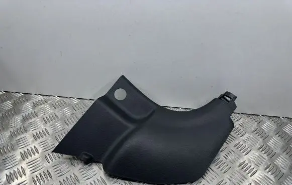 Hyundai Tucson TL Foot area side trim 85826D7900