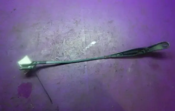Peugeot Partner Front wiper blade arm 9682974380