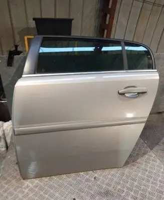 Opel Signum Rear door