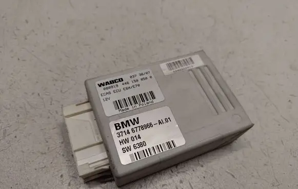 BMW X5 E70 Air suspension control unit module (rear) 37146778966 37146793163