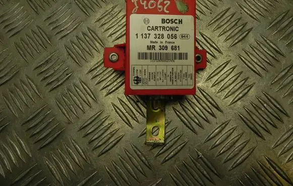 Mitsubishi Carisma Other control units/modules MR309681 G4062
