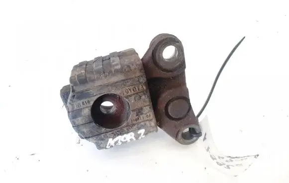 Toyota RAV 4 (XA20) Engine mounting bracket r1051404