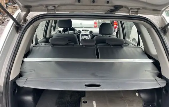 KIA Carens I Loading door sun blind/shade 