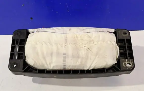 Mercedes-Benz GLA W156 Passenger airbag A1768600002