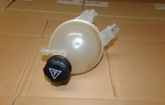 Peugeot 2008 I Coolant expansion tank/reservoir cap 
