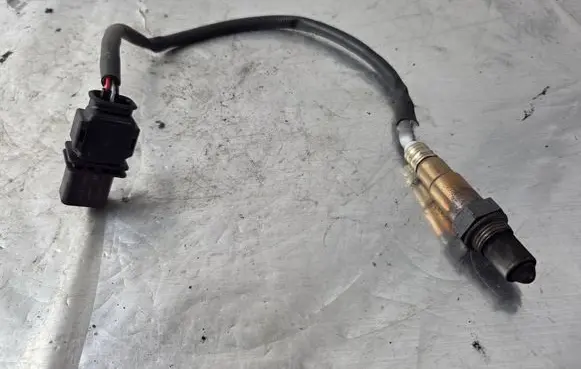 BMW 6 F06 Gran coupe Lambda probe sensor 7793825 0281004028 306261
