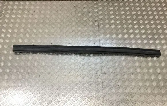 Mercedes-Benz GL X166 Engine compartment rubber A1668870098